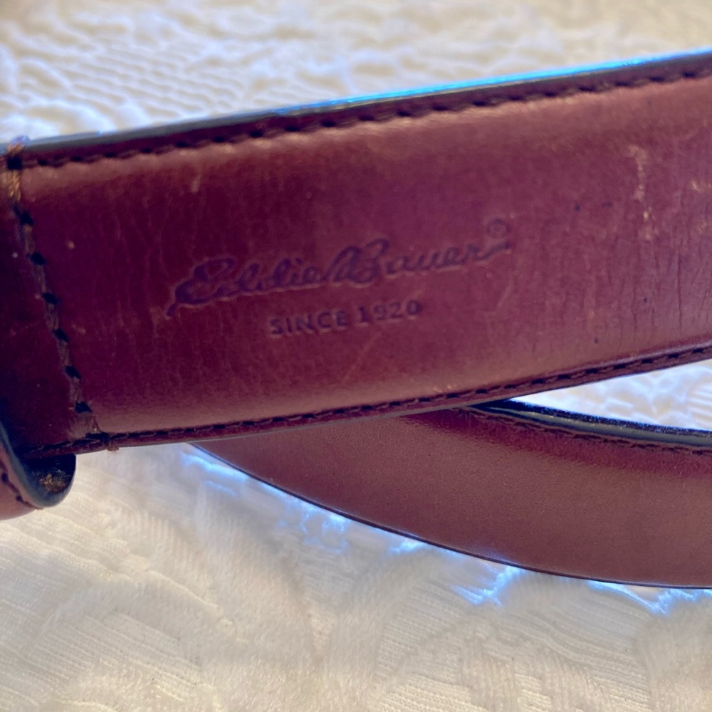 Men's Eddie Bauer Leather Belt - Picture 6 of 10